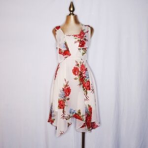 Betsey Johnson Rose Floral Print Ivory Handkerchief Tea Dress Sz 2